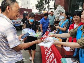 台州路桥区路北街道开展“百年华诞心向党 远离邪教享安康”反邪教“六进”宣传活动583.png